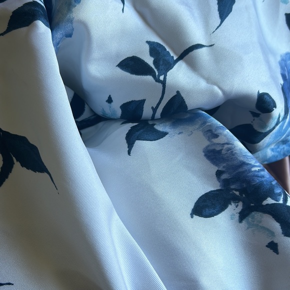 Brand: city studio, never worn, size 9 for bottom and top, very light - Picture 2 of 3